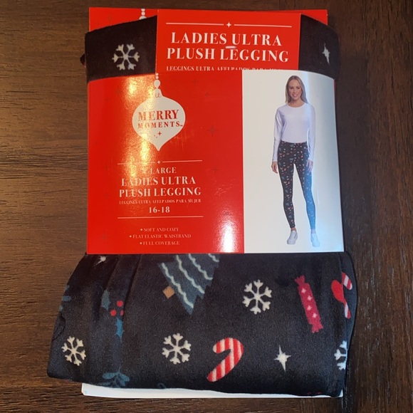 Ladies Ultra Plush Christmas Leggings! 2 pairs! - Picture 6 of 8
